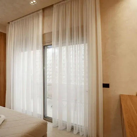 Holm Ilex & Quercus Apartment