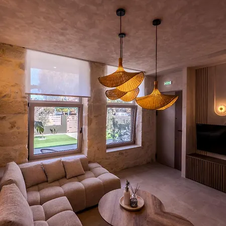 Holm Ilex & Quercus Apartment